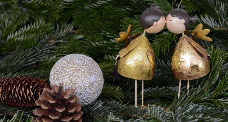 Les anges s'embrassent